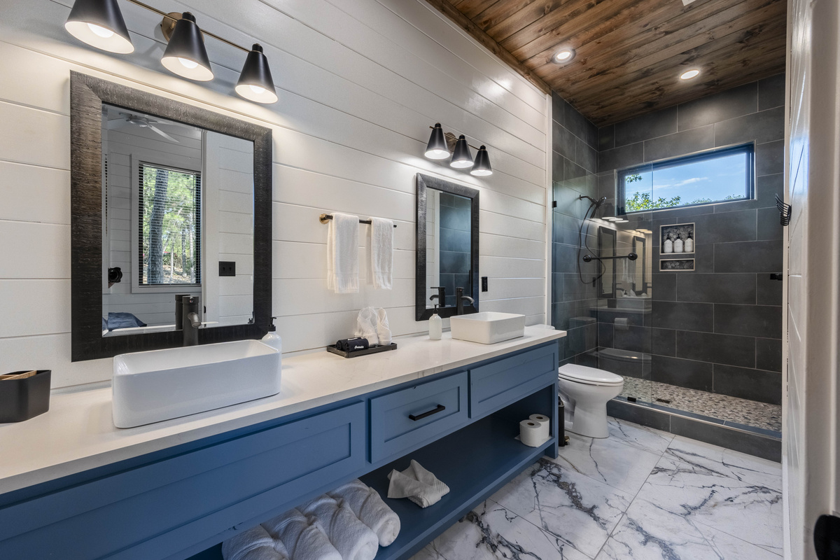 King Ensuite 1