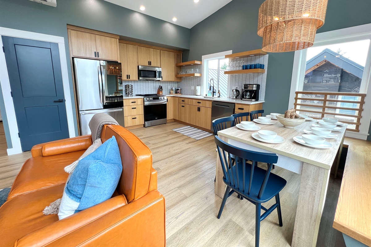 Villa B upstairs Great Room has a cozy PNW vibe. 