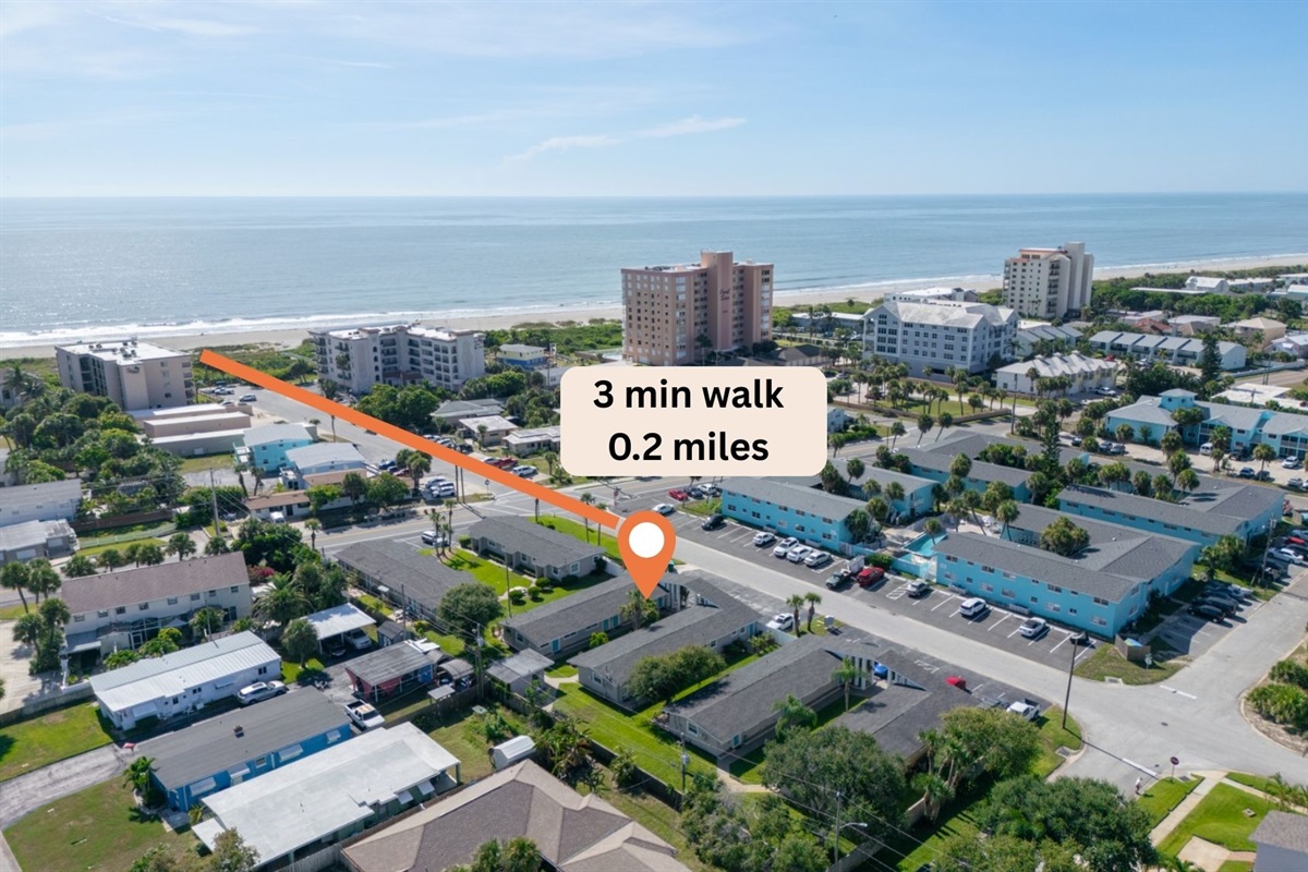 3 Minutes Walk to the Beach!