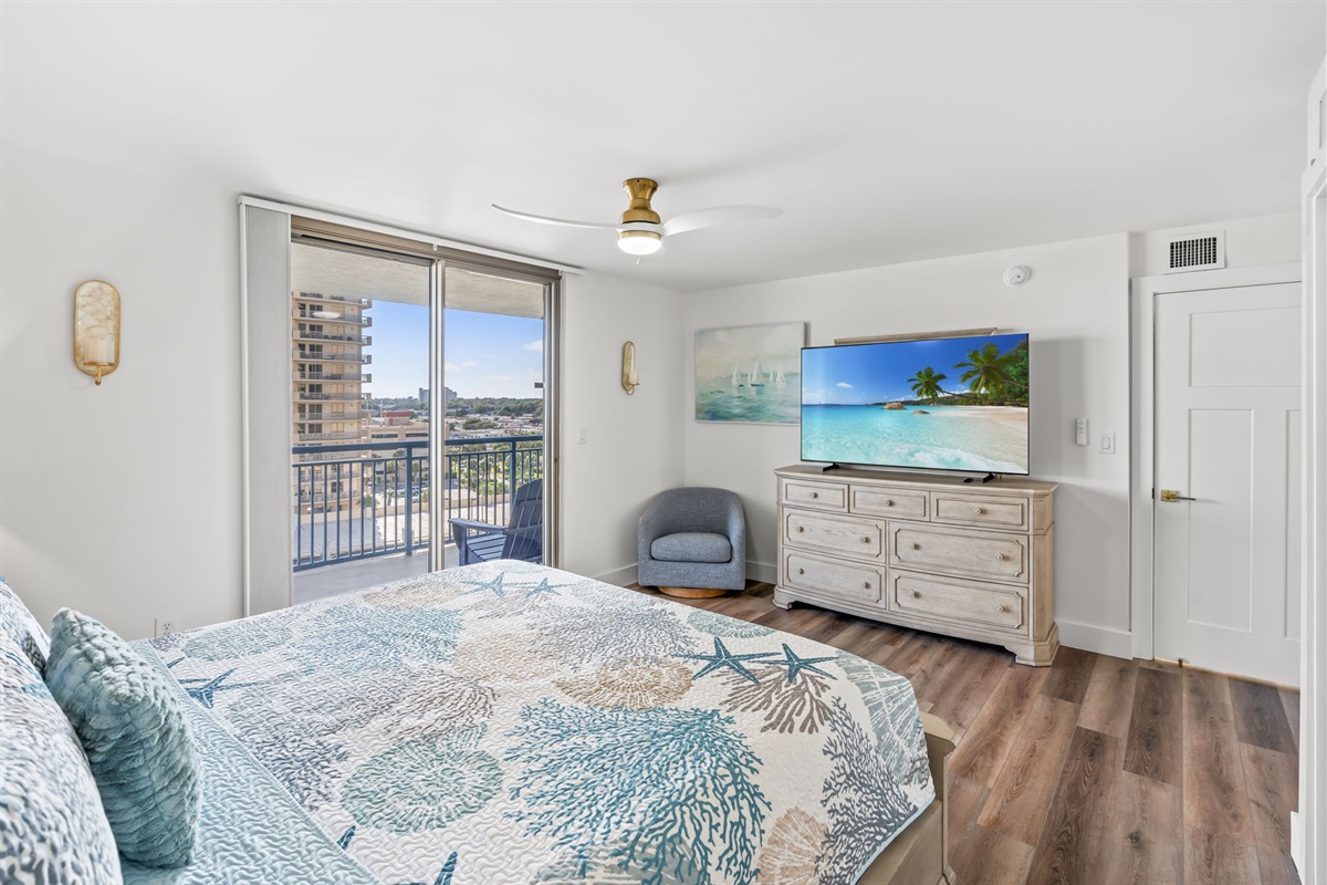 Main Bedroom With King Bed