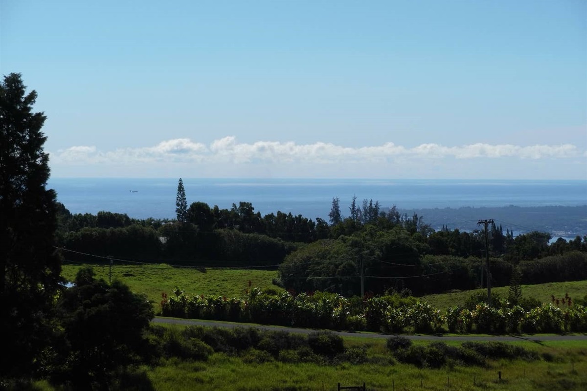 Panoramic Ocean vistas towards the East