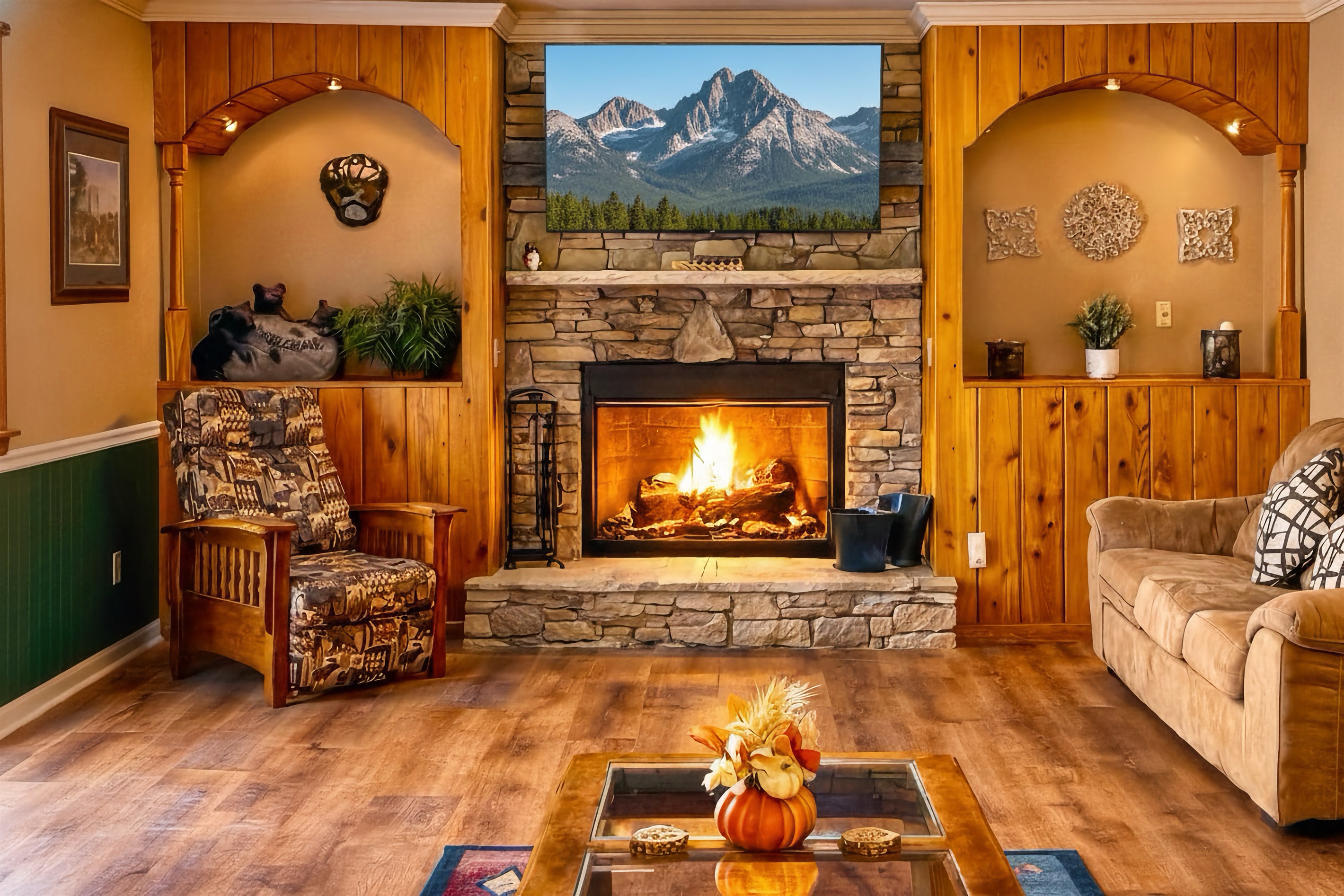 A wood-burning fireplace makes the whole room cozy for this mid-week Winter stays -- the the area slows down from the holiday rush and the crowds disappear.