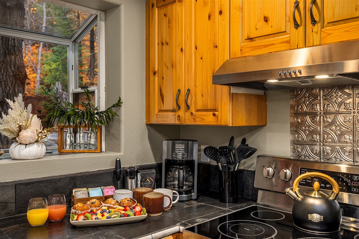 12-cup drip coffee maker, ground coffee & tea provided