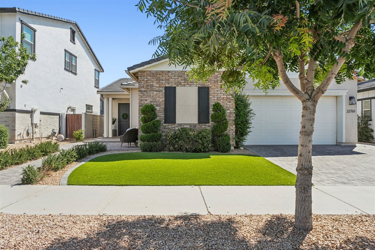 The Hideaway: Desert Days & Pool Nights | 3bd 2bth — The Hideaway: Desert Days & Pool Nights, Queen Creek, Arizona — photo 6