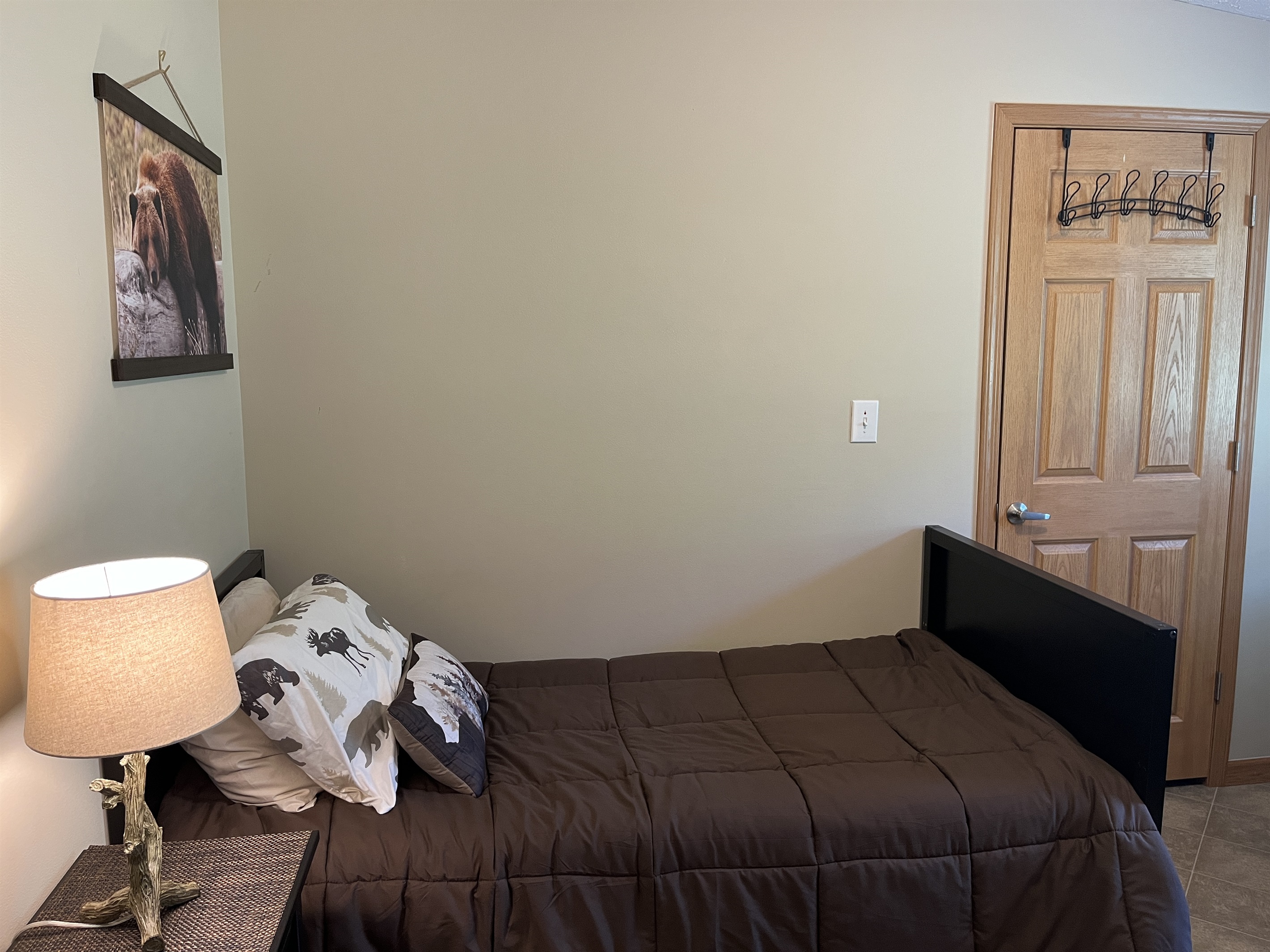 Bedroom #3 with two twins