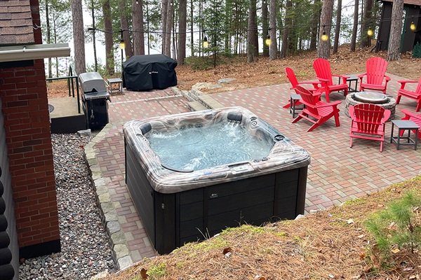New 7-person hot tub!