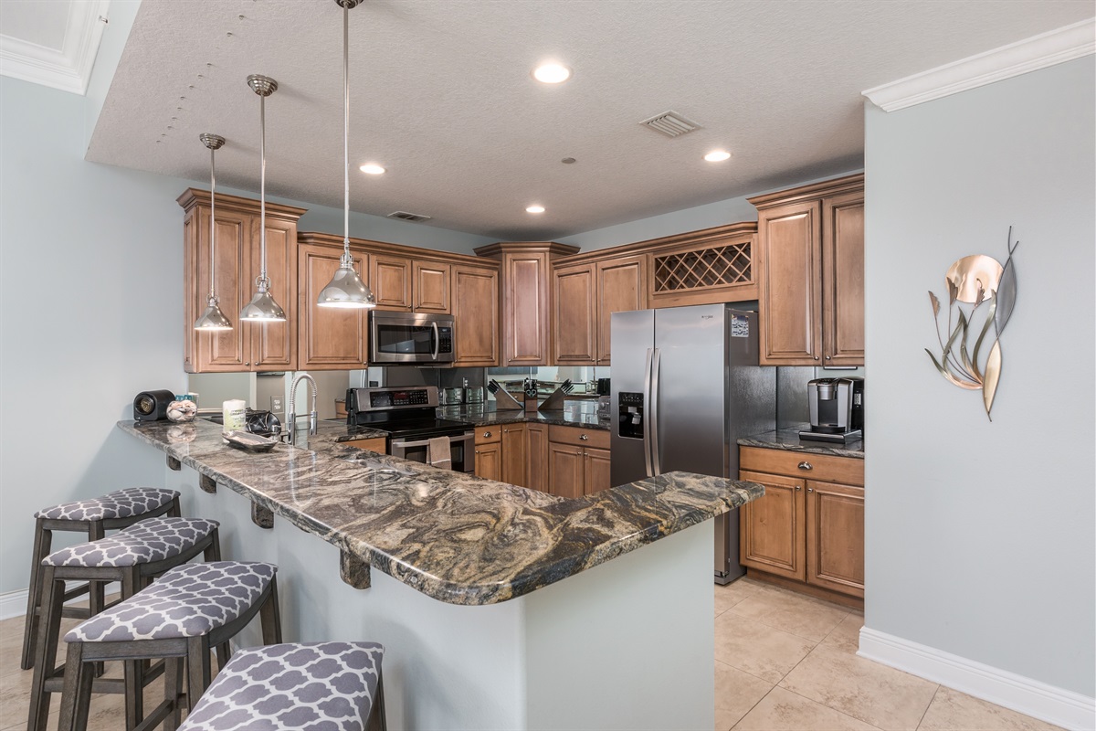 Fully equipped kitchen - keurig - rice cooker