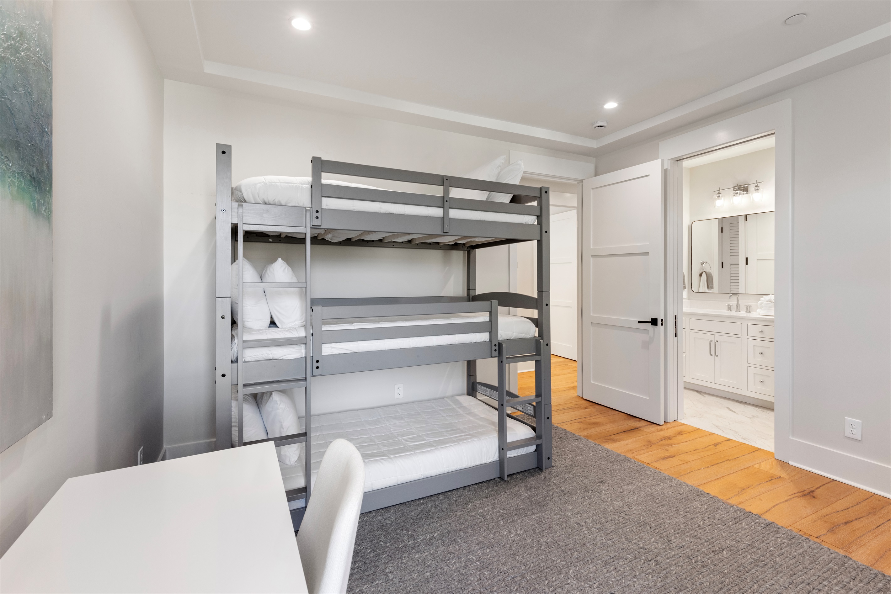 Bunk Room (2nd Floor)