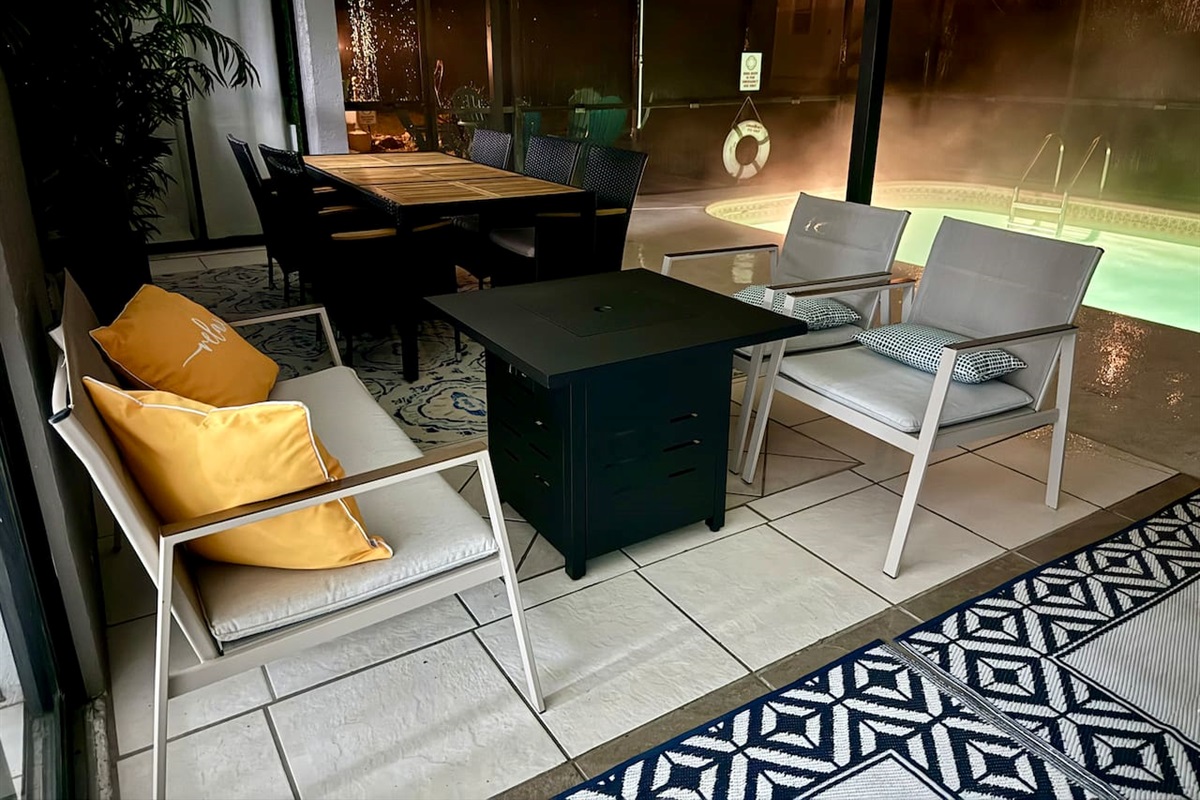 Dive into luxury in this one of a kind Airbnb in Spring Hill! #OutdoorVibes #SpringHillAirbnb #OutdoorOasis