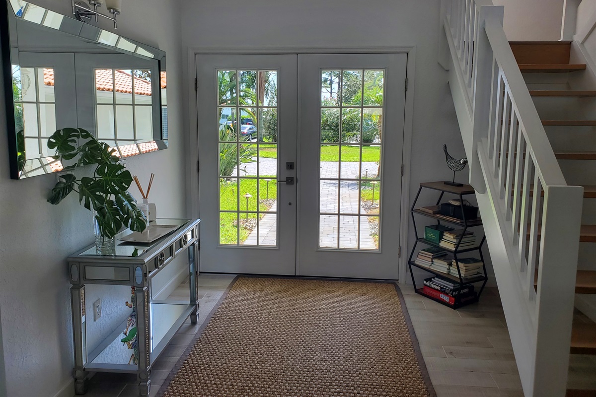 Entryway/foyer