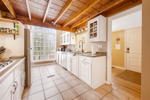 Fully stocked kitchen