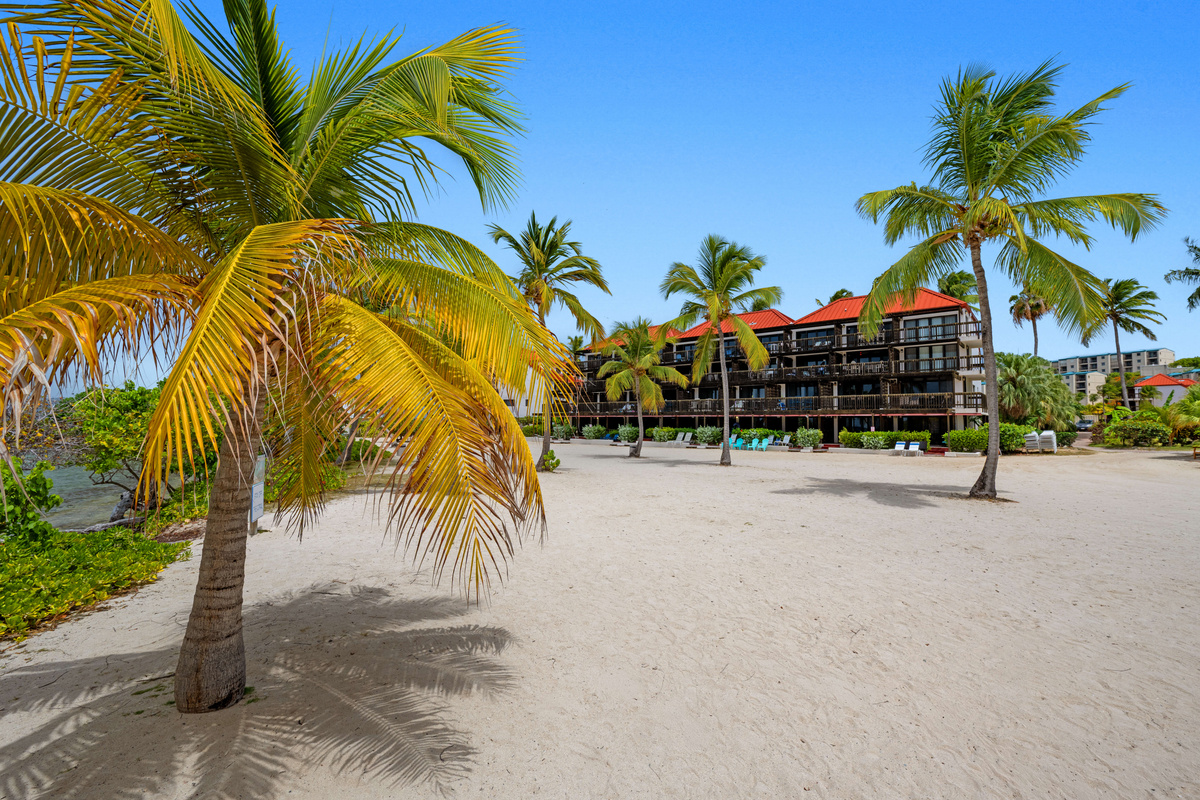 Beautiful resort grounds just steps from the beach, marina, and island adventures.