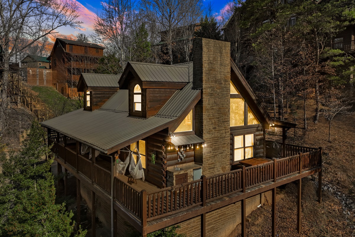 Welcome to your Smoky Mountain escape, tucked into a peaceful resort setting just minutes from the heart of Pigeon Forge.
