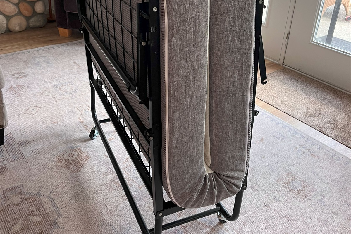 Twin Rollaway Bed (view B)