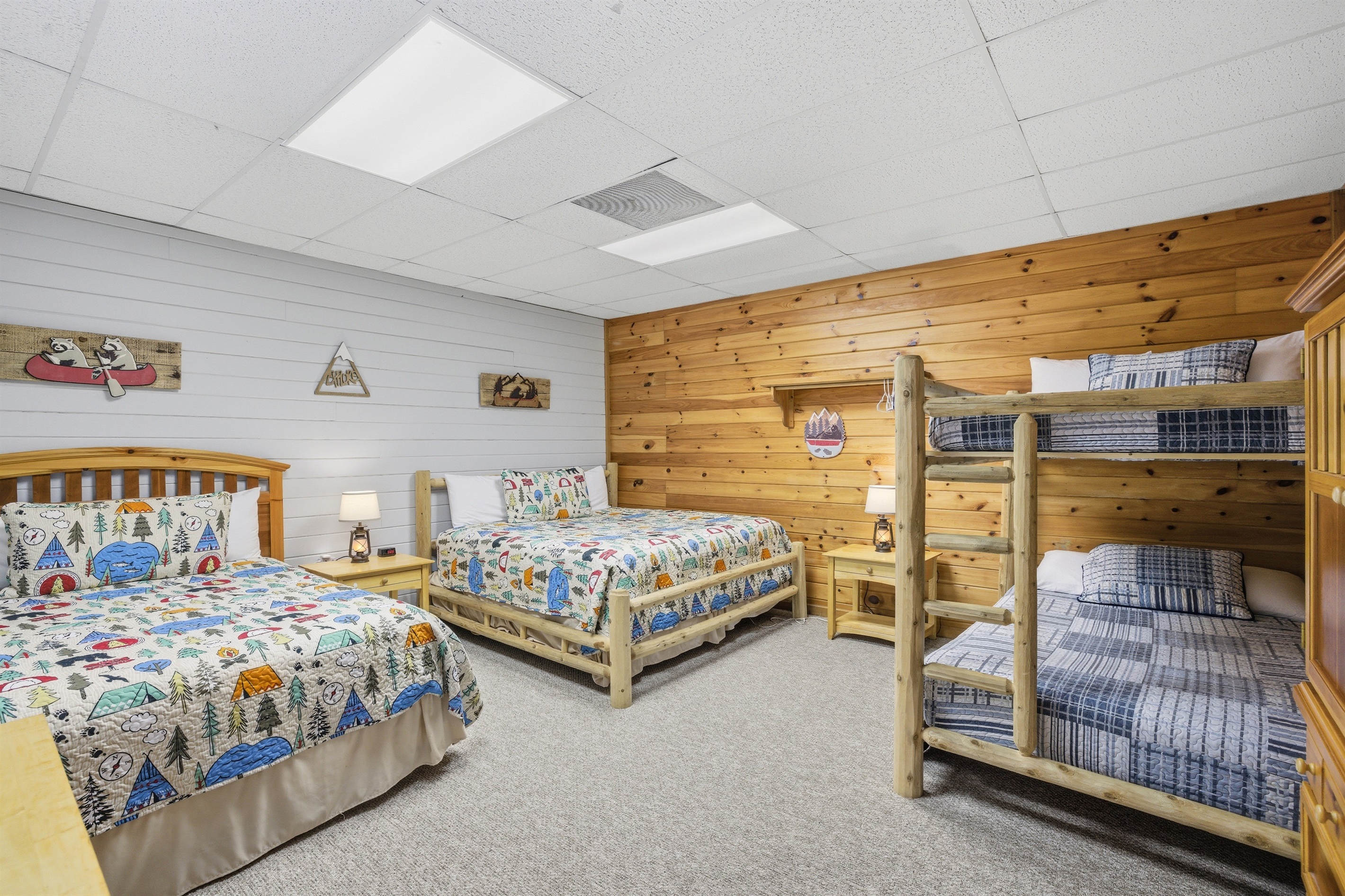 Bunk Bedroom- King, Queen and Full-over-Full Bunk Bed with TV.