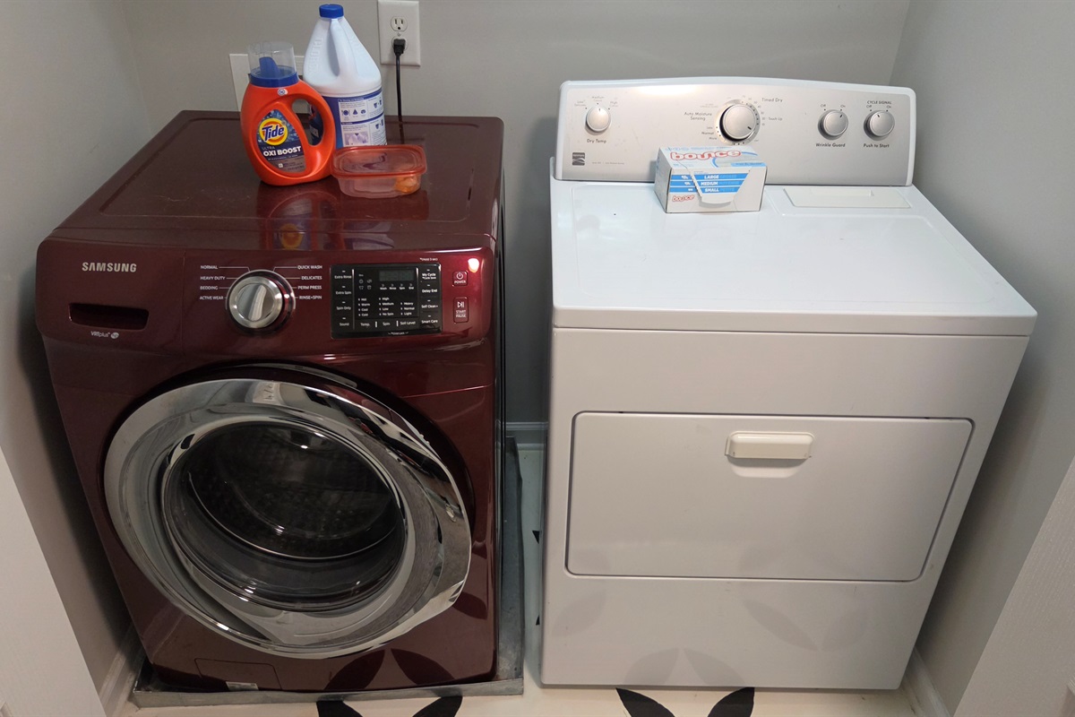 Laundry on 2nd floor