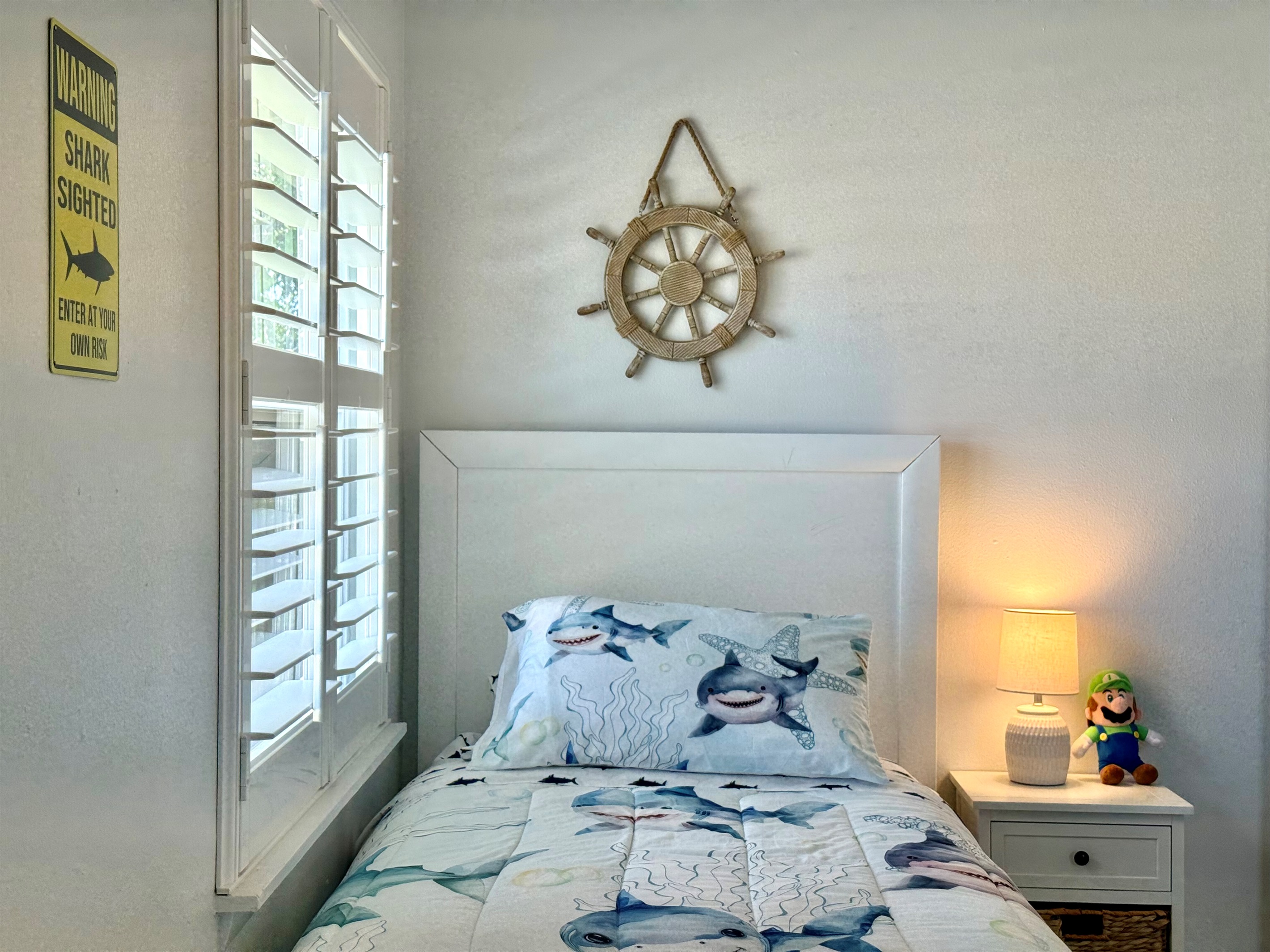 Perfect for kids or friends, this room features twin beds and cheerful décor.
