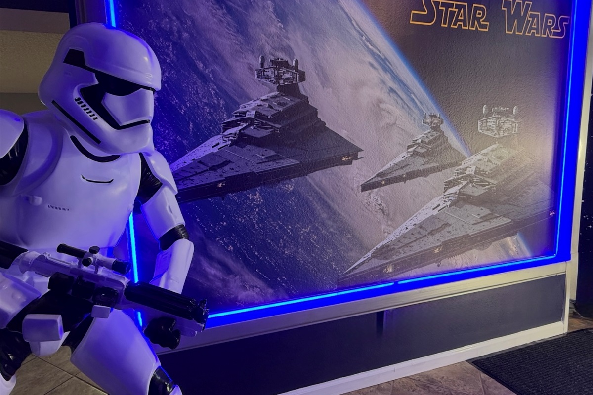 Welcome to Florida Disney Star Wars Villa!   Clean, Comfortable, Close to the Magic  FloridaThemeParkVillas.com