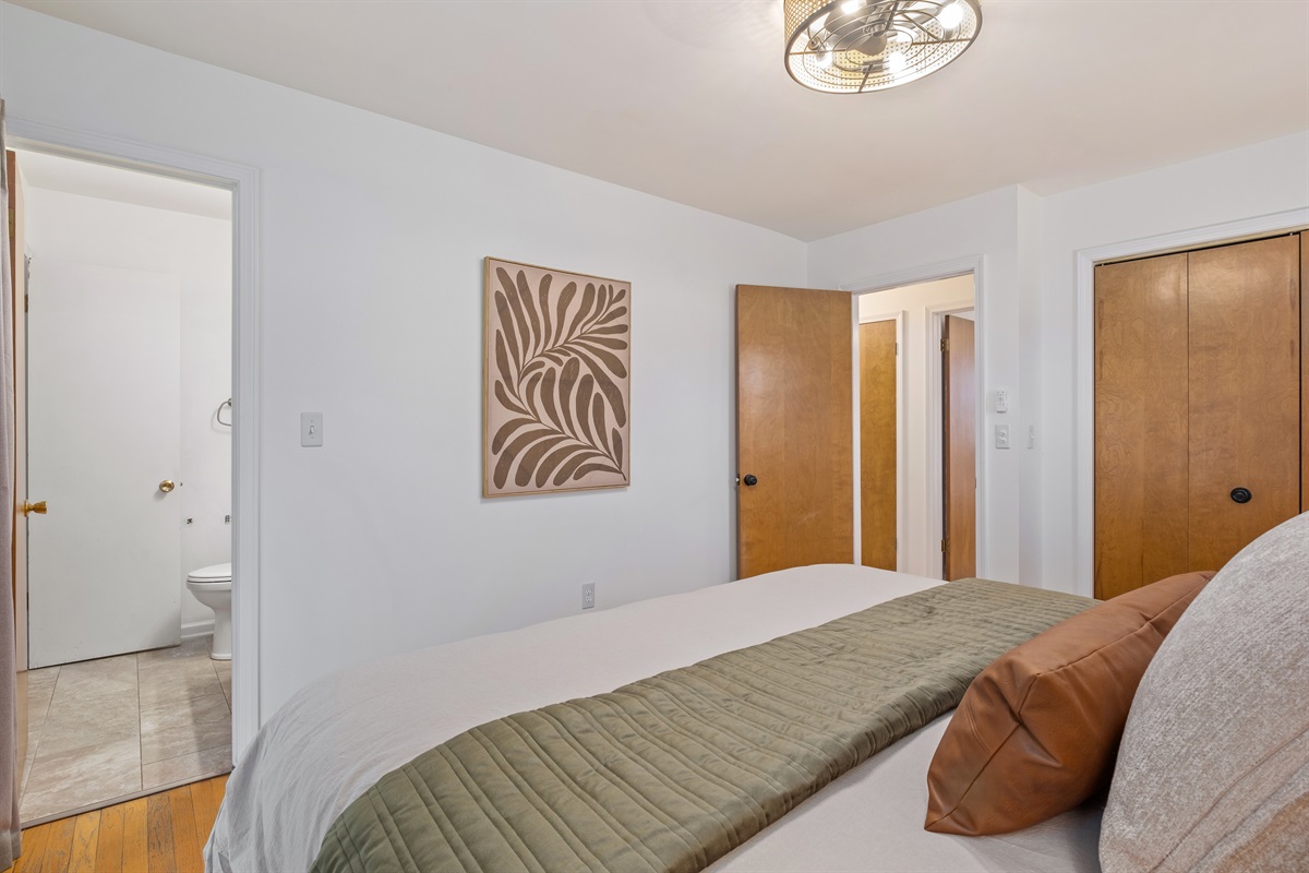 Fresh Linens and Comfy Pillows
