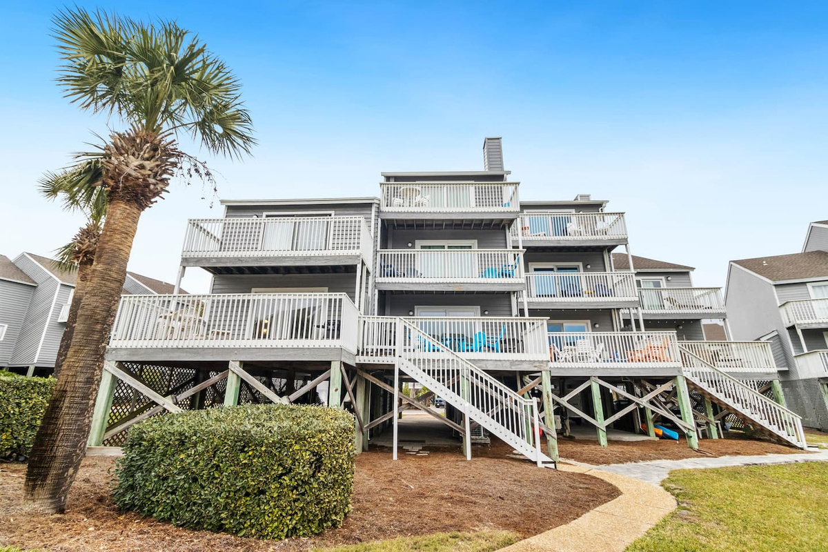 Walk out the back door &mdash; the gulf-front pool and beach boardwalk are right there waiting.