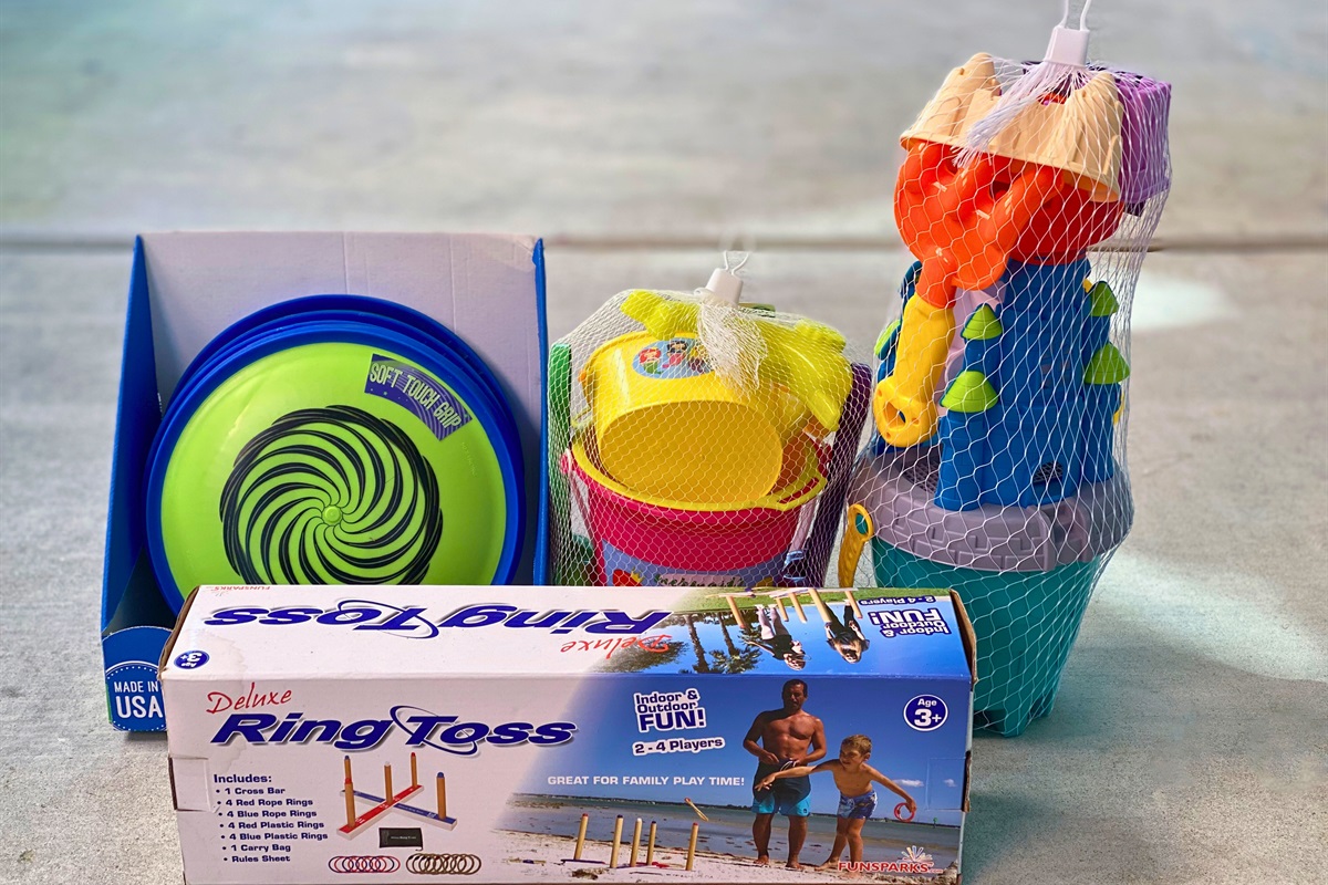 [Beach] We offer enough toys to keep the little ones & the young at heart in your group busy, so that no one gets idle time when they are on beach time!