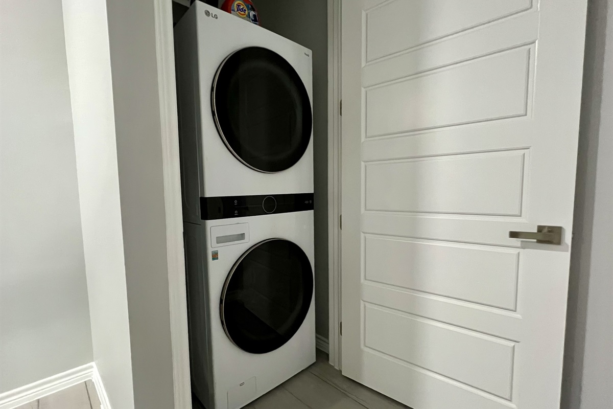 Washer/Dryer In-Unit