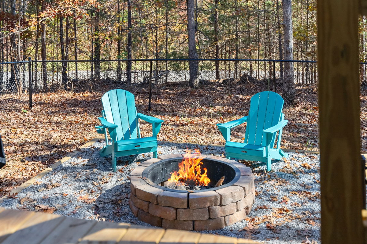 Enjoy the Firepit with Your Pet Safe and Sound