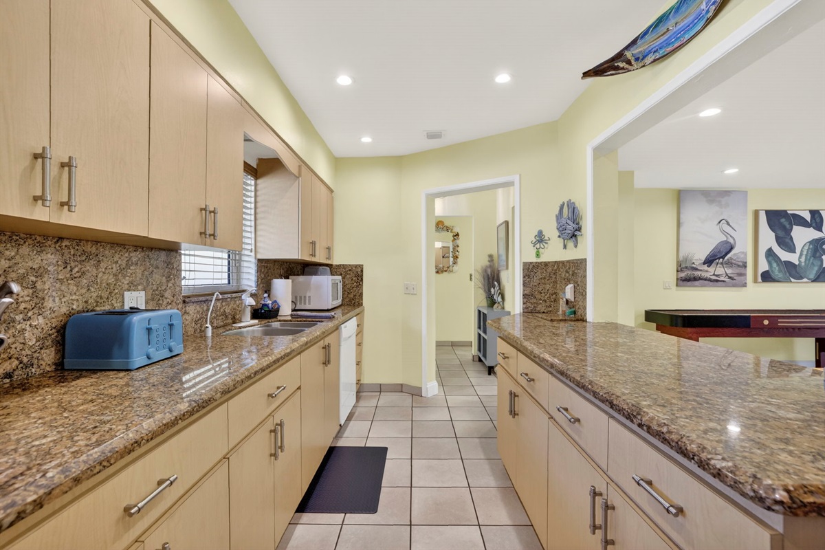 222 Kitchen angle 2