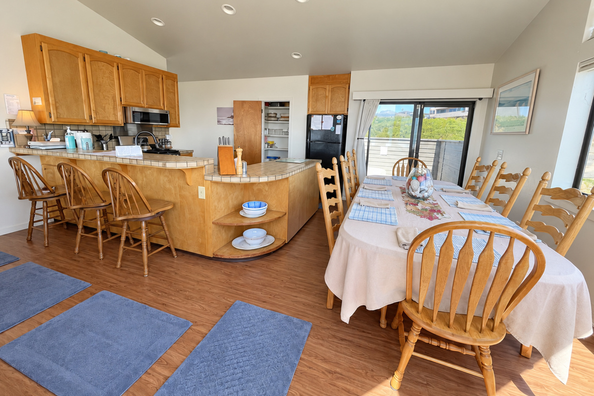 View from Living room area towards dining/kitchen
