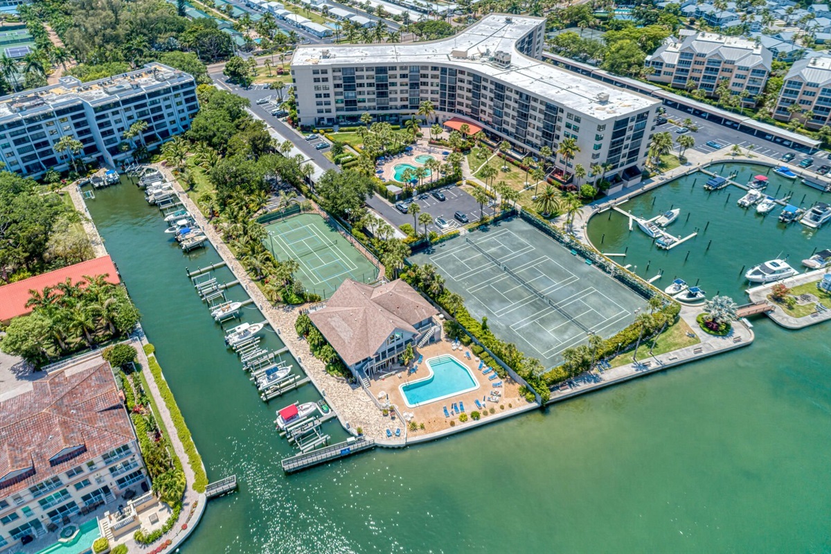 Bird’s-eye view of the beautifully maintained condo community and marina.