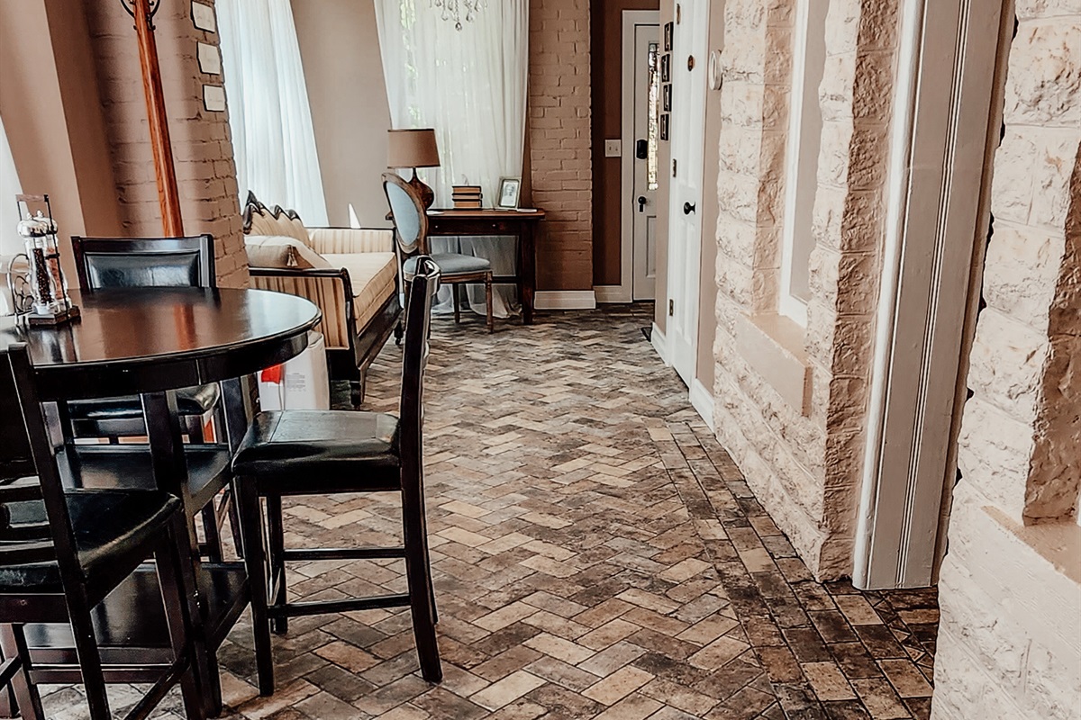 Garden Suite at Ellis Nightly Lodging in Eureka Springs, AR