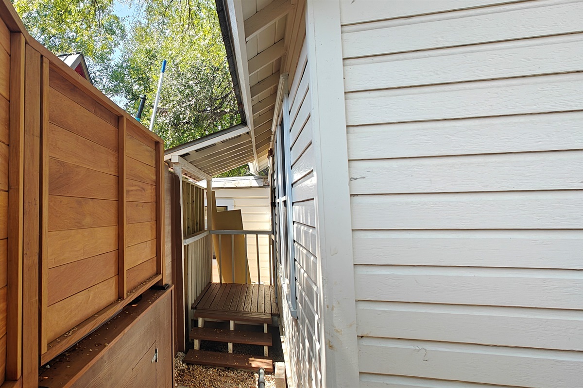 Privacy wall area in the back