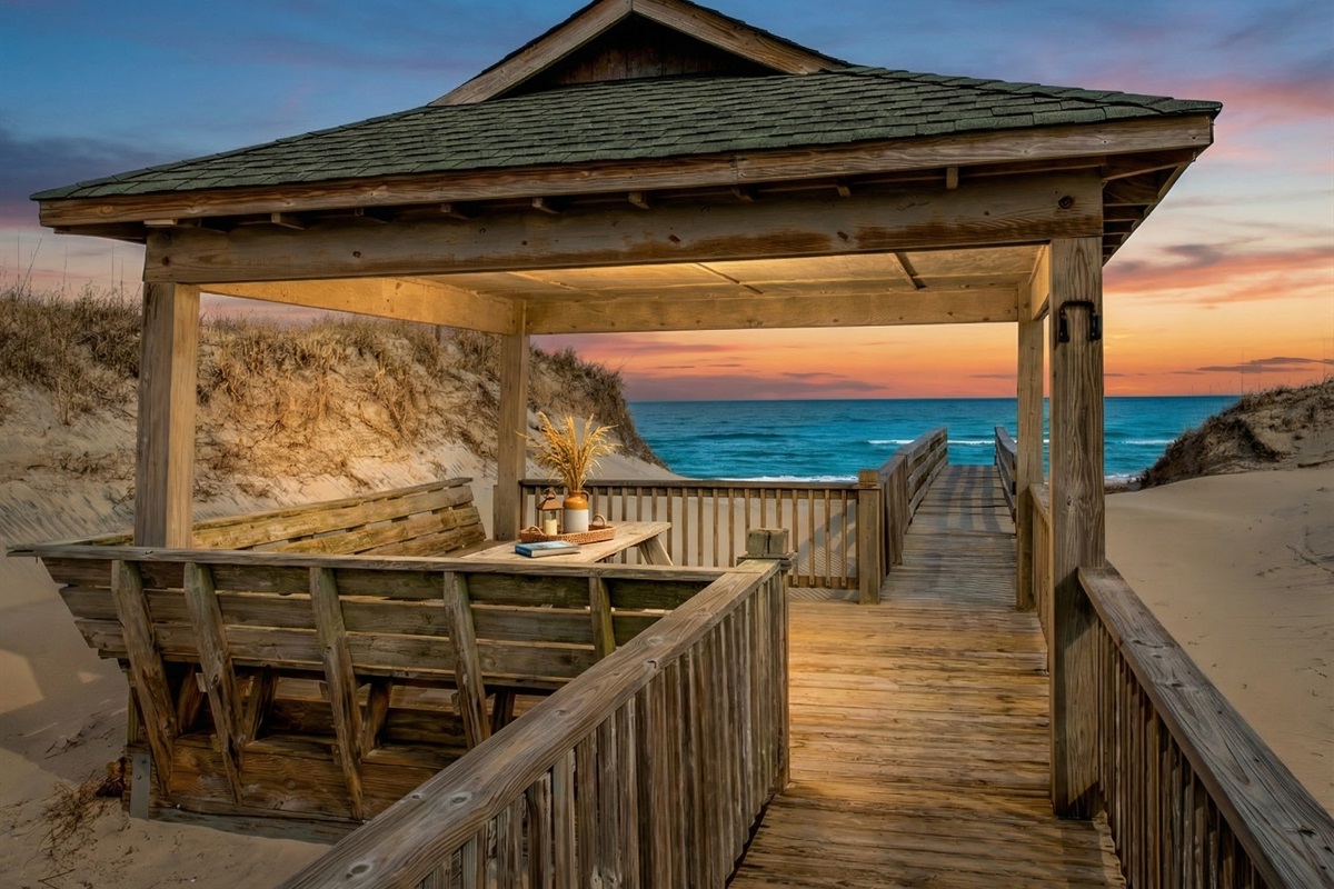 Escape the world and find your own sanctuary in The Hemingway's private cabana. Unwind in tranquility as you enjoy the sweeping views of the Outer Banks coastline.