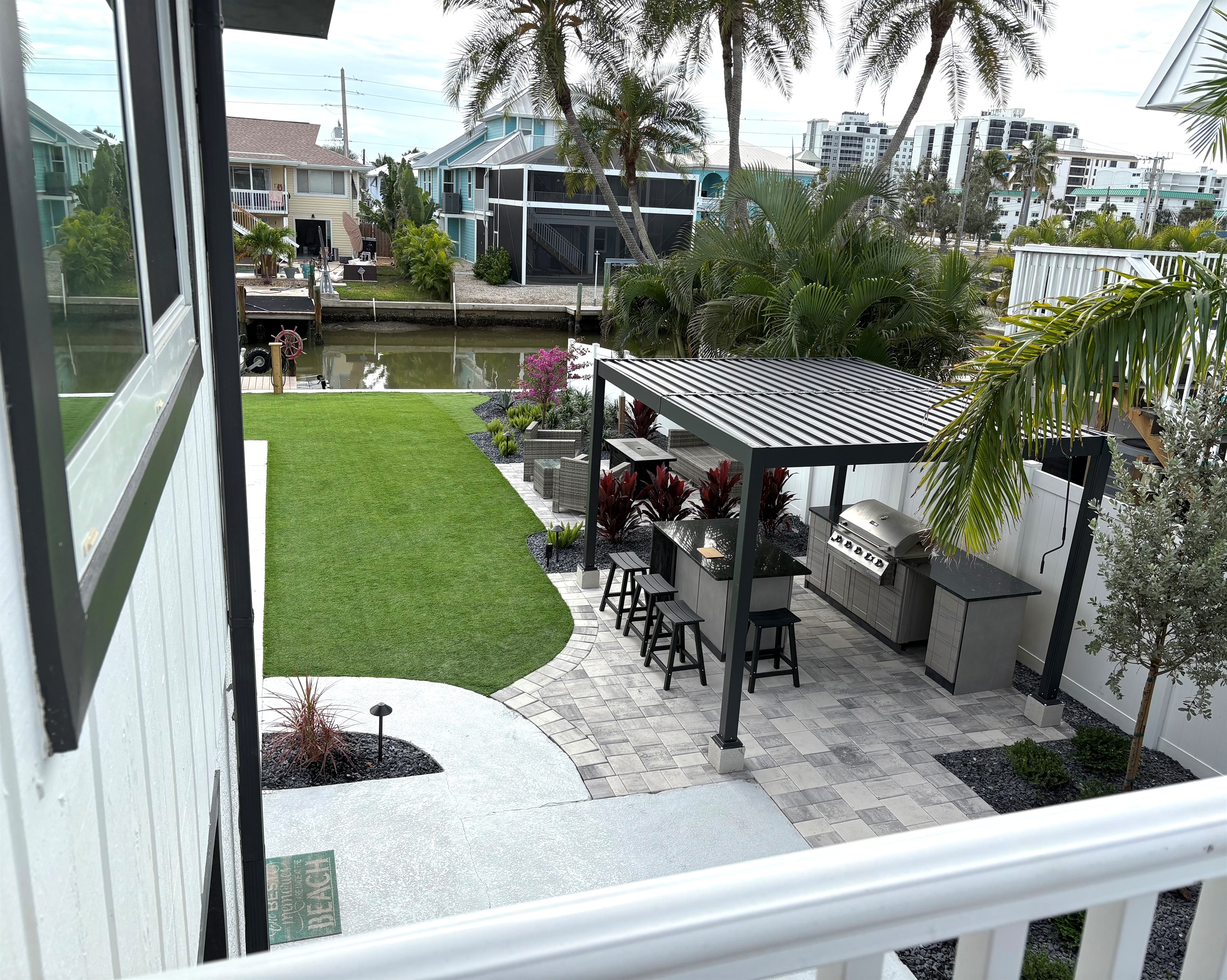 View Down from Upper Unit (Vista)