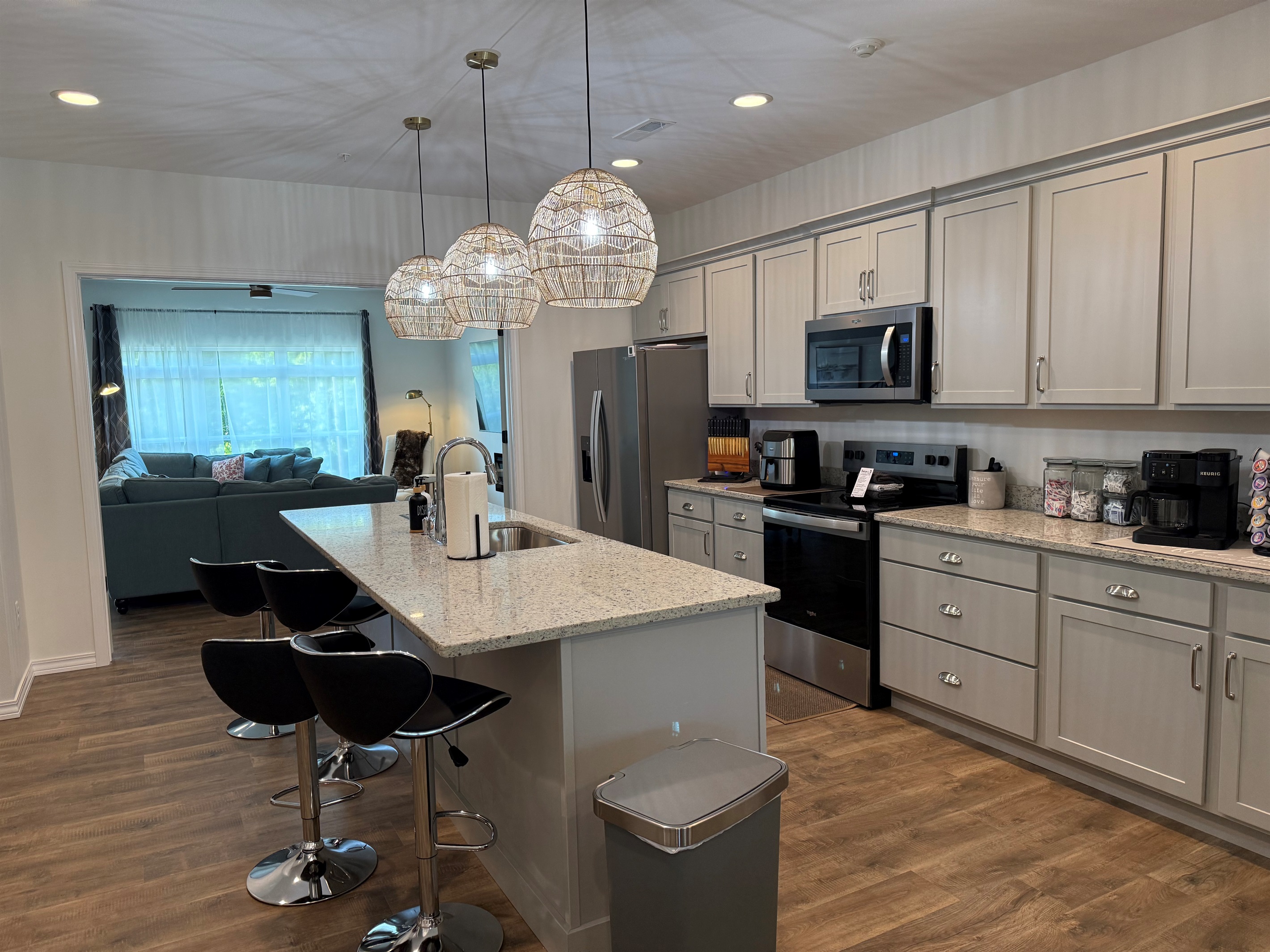 Lots of counter space for food preparation