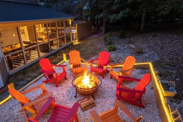 Wood-burning firepit with seating for 8. Firewood provided.
