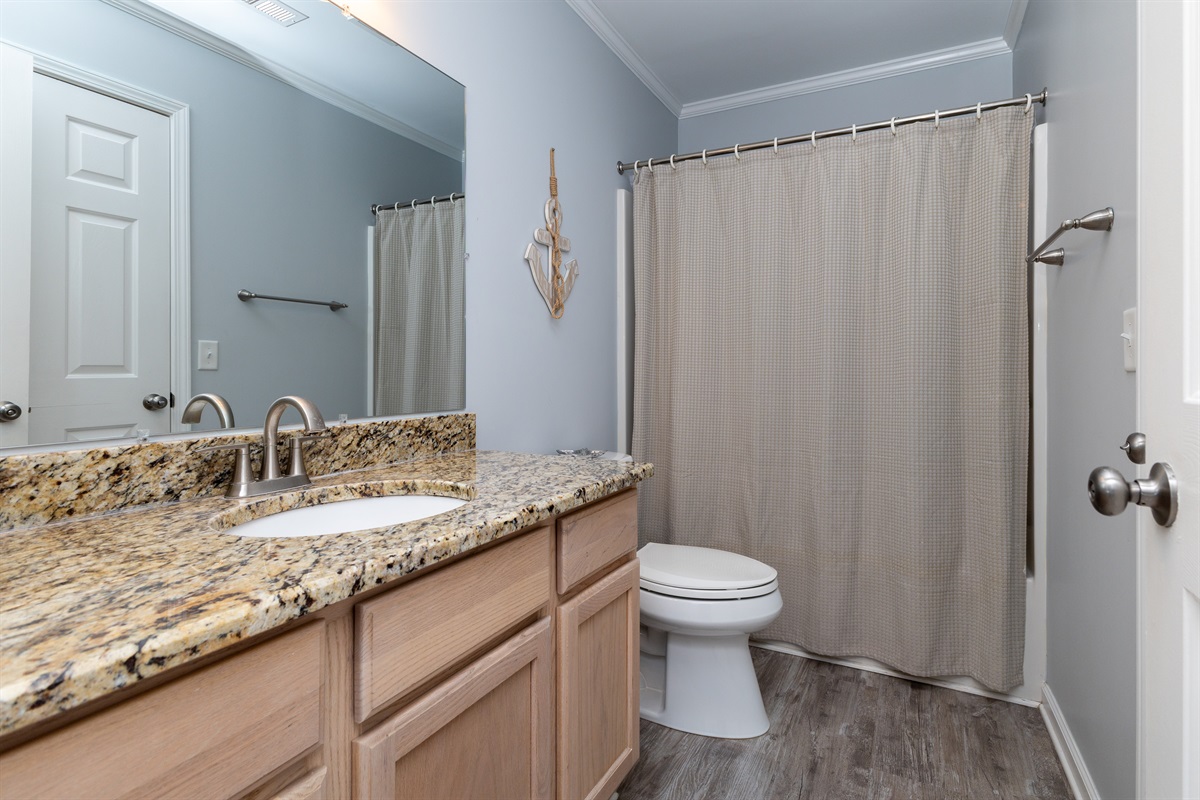 A serene bathroom retreat