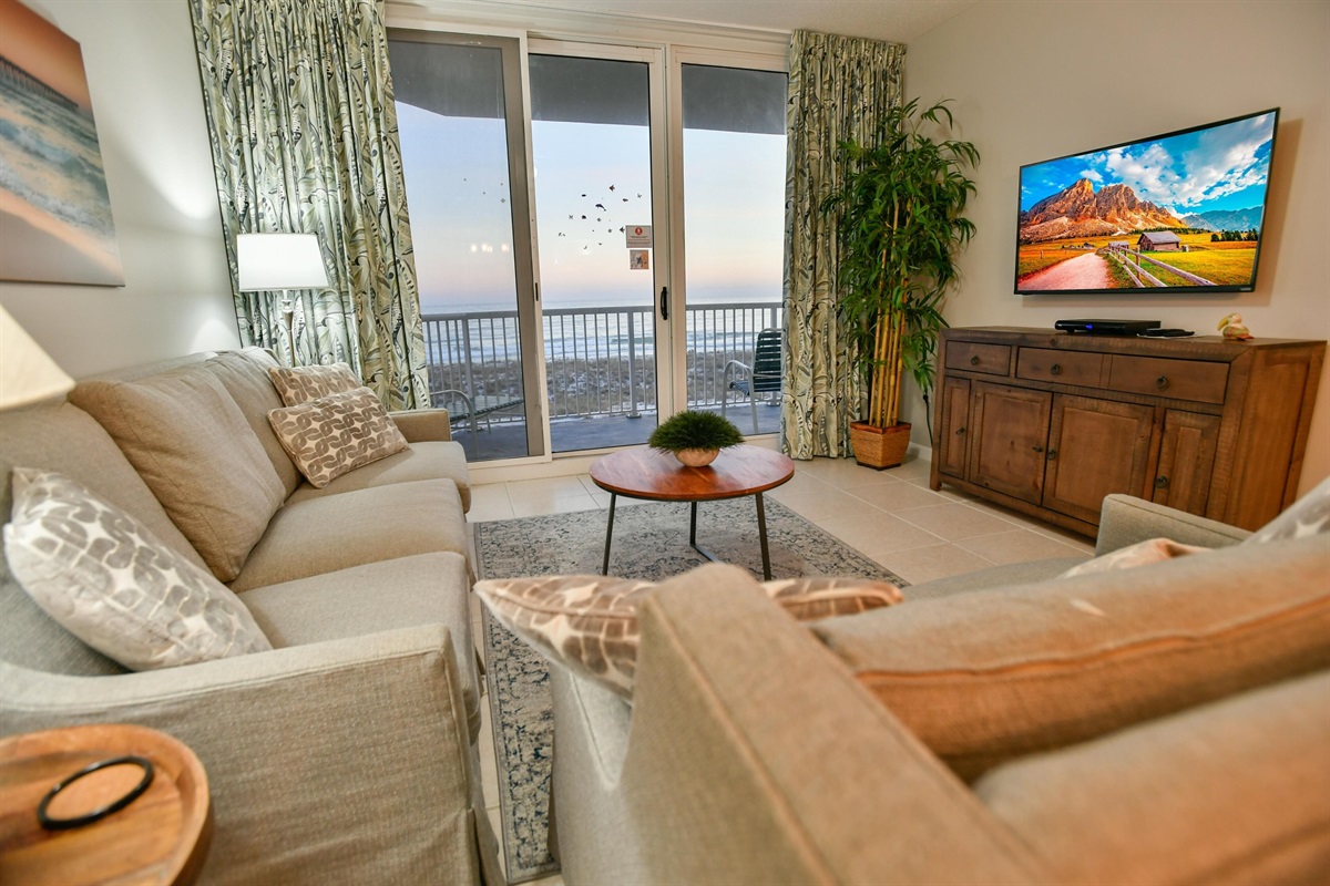 Living Room overlooks the Gulf of Mexico. Has large smart TV with video stream
