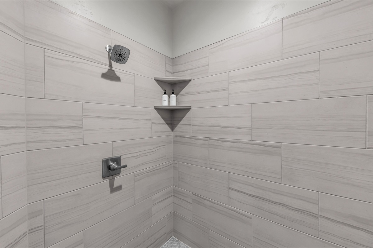 Tiled Walk-In Shower