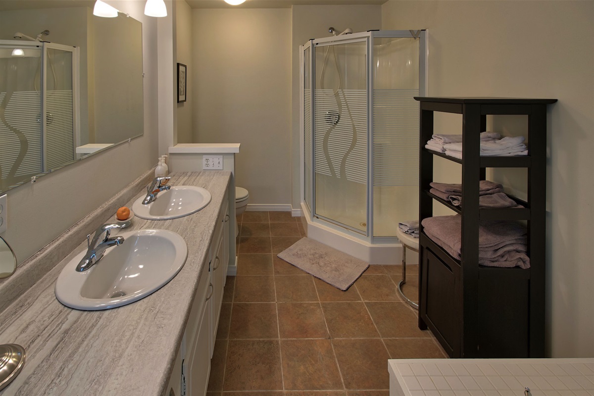 9c1fbc609009448987d5d38ad9111fa1 Large