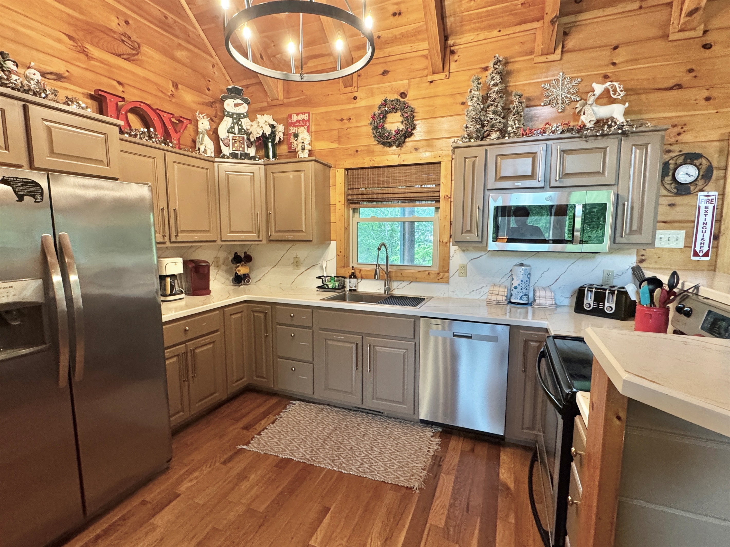 New dishwasher and large stainless sink and faucet
