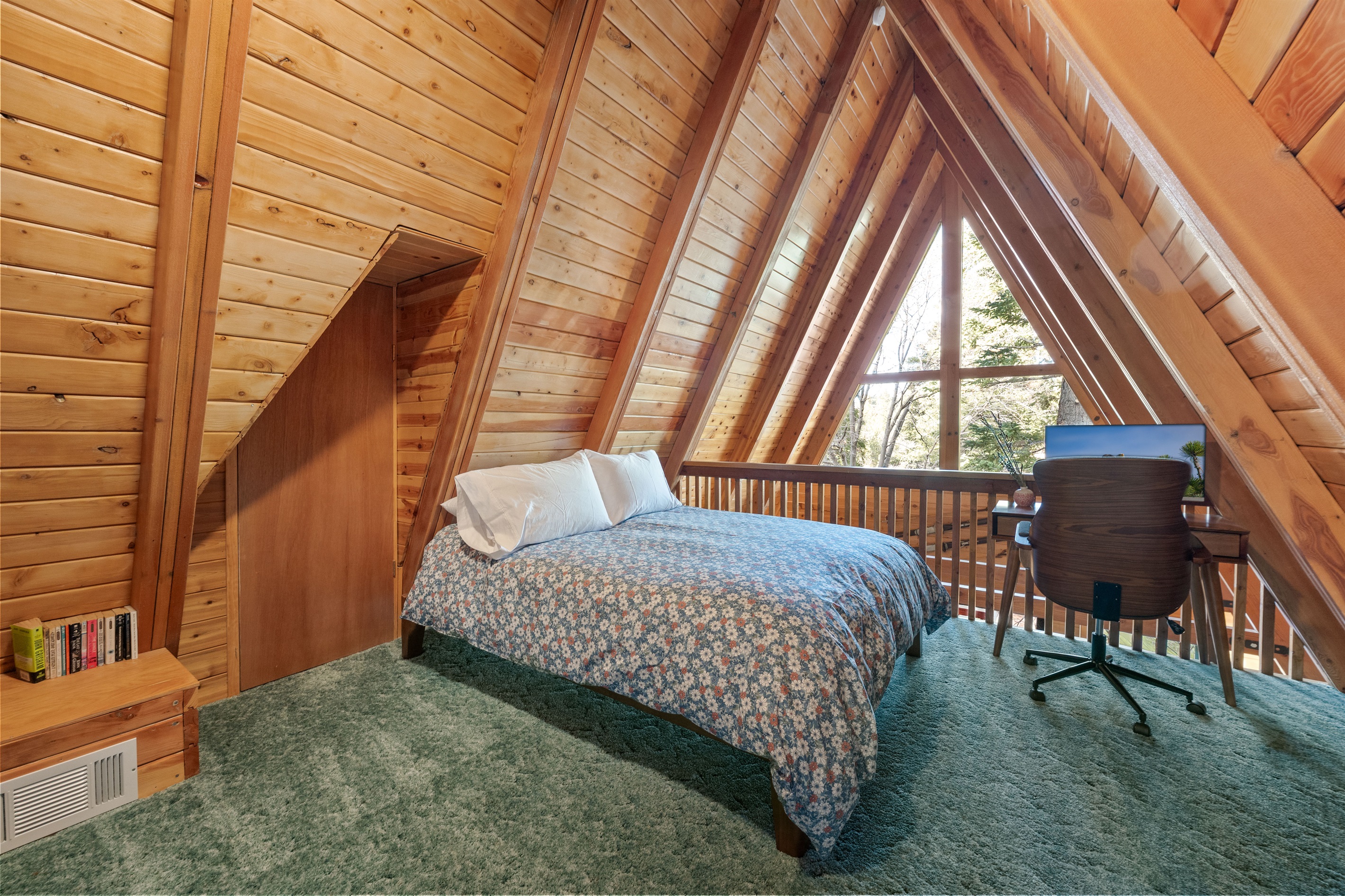 Private loft with queen bed