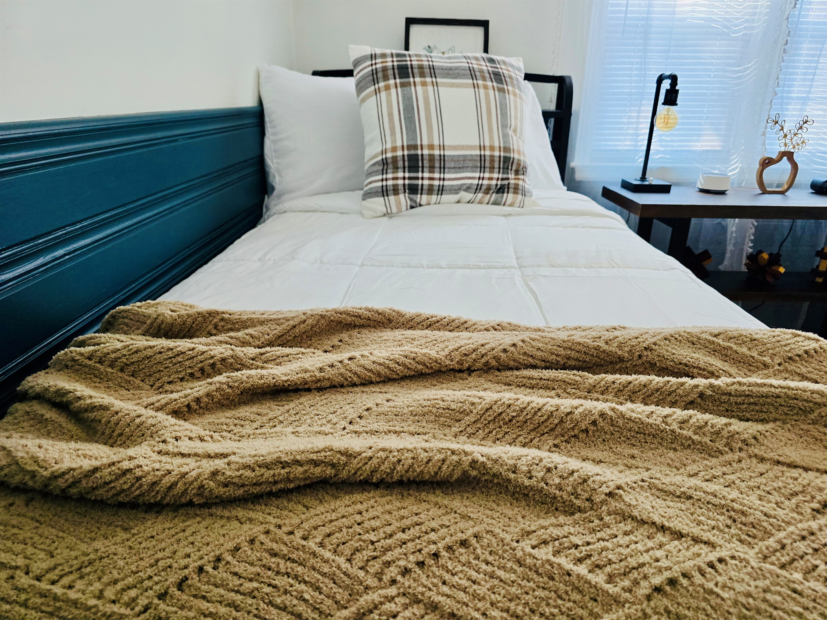 Soft textures and crisp lines—our Twin XL bedding offers cozy comfort with layered linens and thoughtful touches for a restful night.
