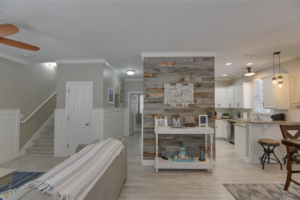 Entrance from the front door