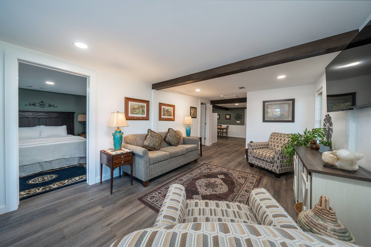 Living room and Master bedroom with Queen bed