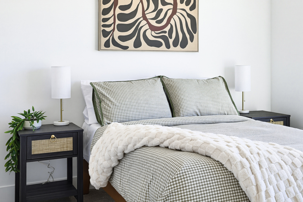 Bedroom details