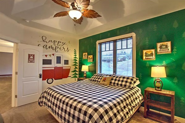 Happy Camper room