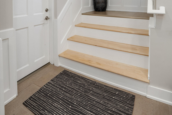 Steps to the Outdoor Oasis!