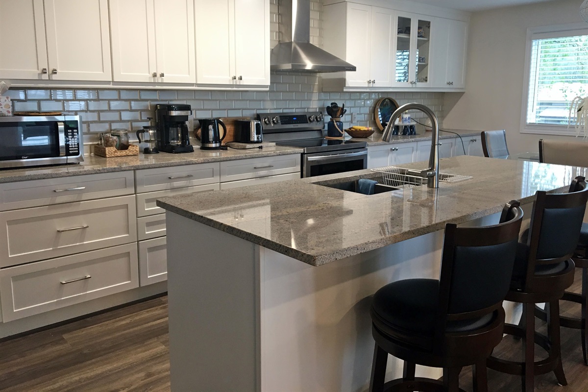 Modern Island Kitchen