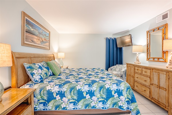 King Bed and Dresser